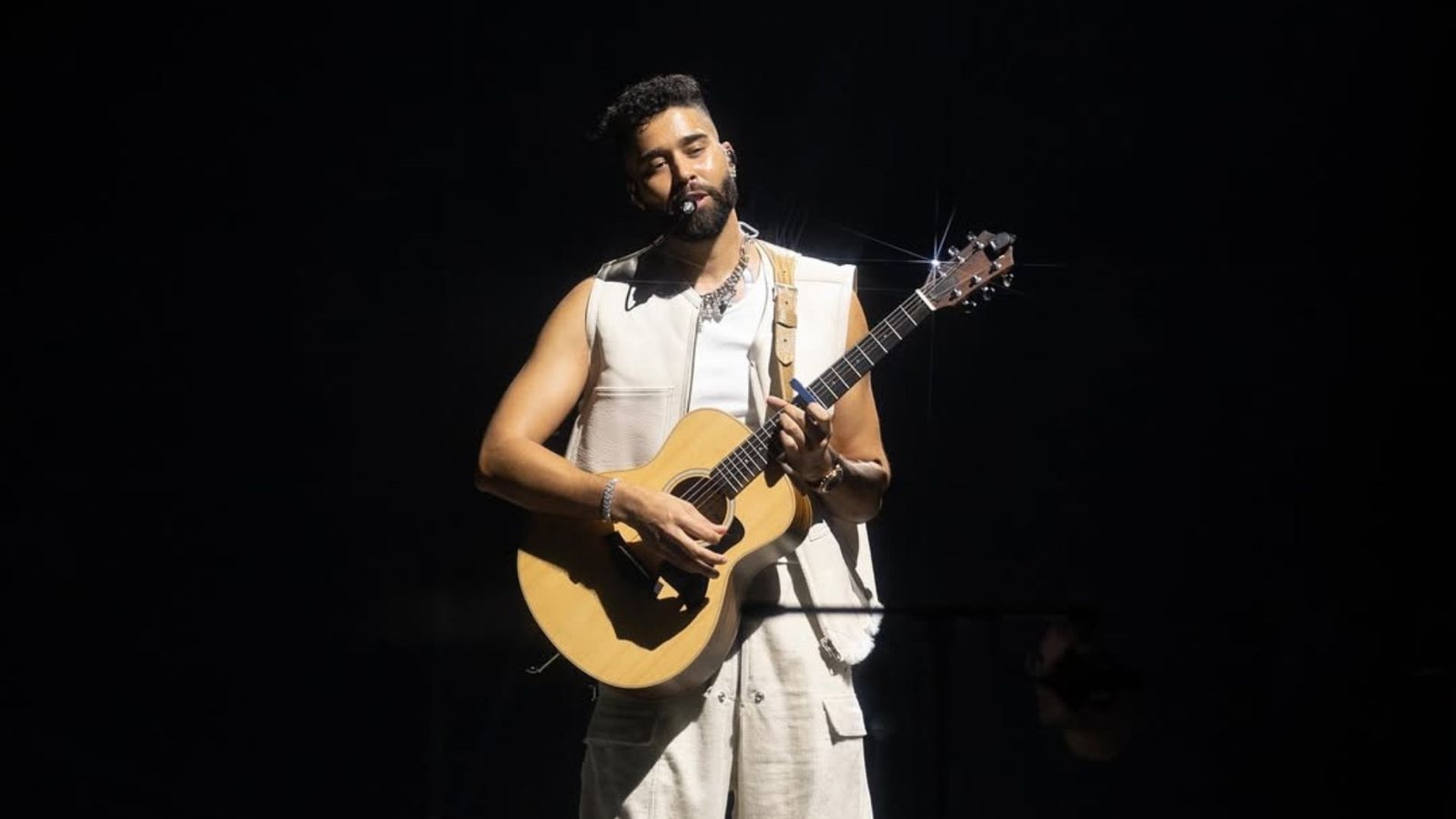 AP Dhillon - Image 2