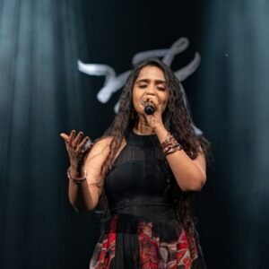 asees kaur
